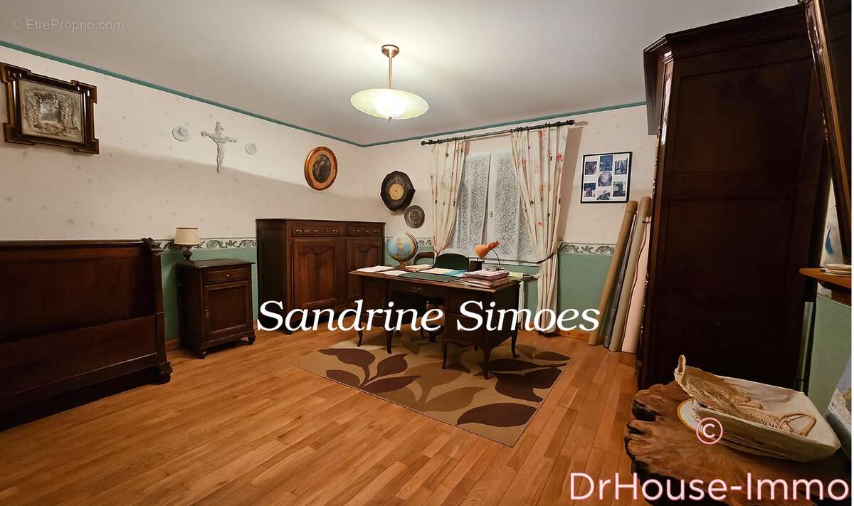 Maison à MONTMORILLON