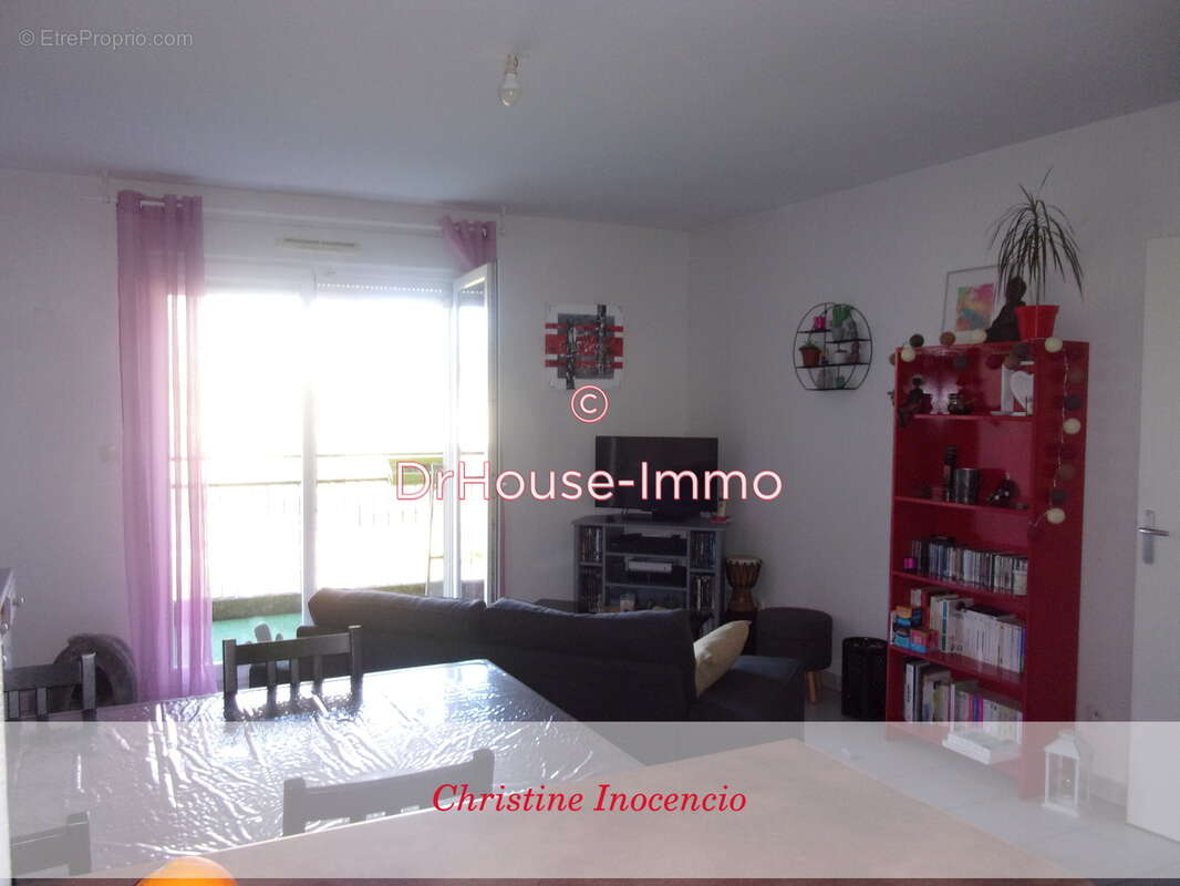 Appartement à SAINT-YZAN-DE-SOUDIAC