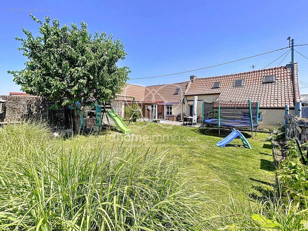 Maison à RAIMBEAUCOURT