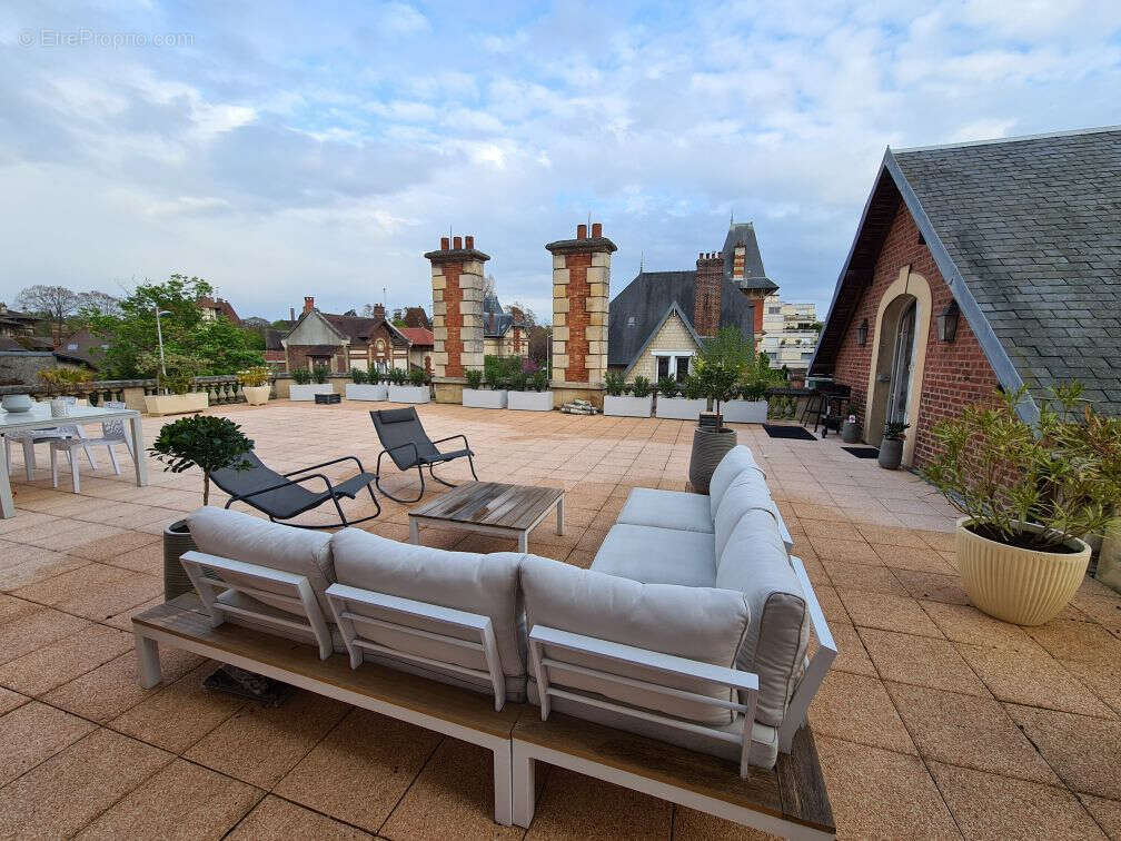 Appartement à COMPIEGNE