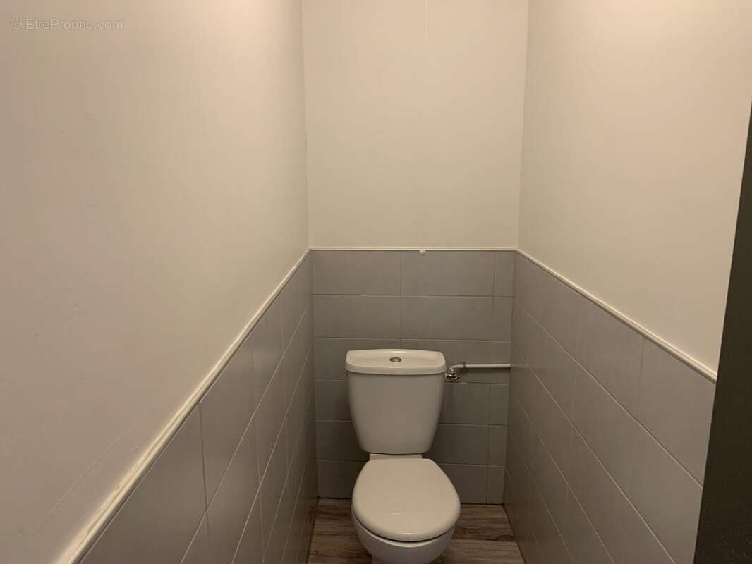 toilettes - Appartement à AUCH