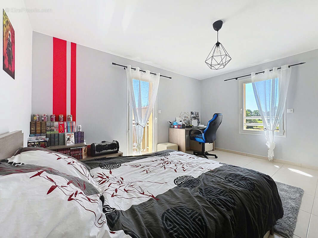 Maison à BELLEVILLE-SUR-VIE