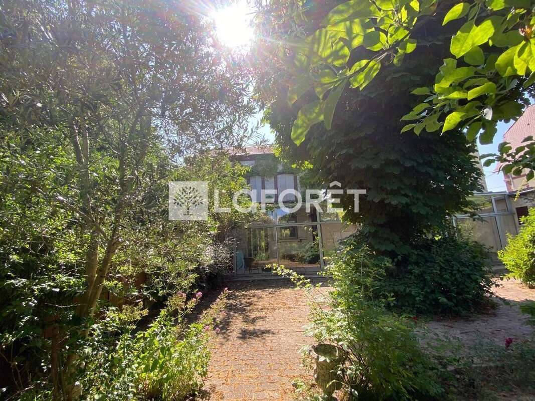 Maison à MANTES-LA-JOLIE