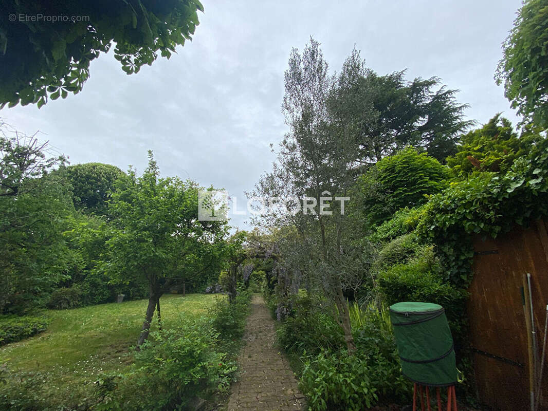 Maison à MANTES-LA-JOLIE