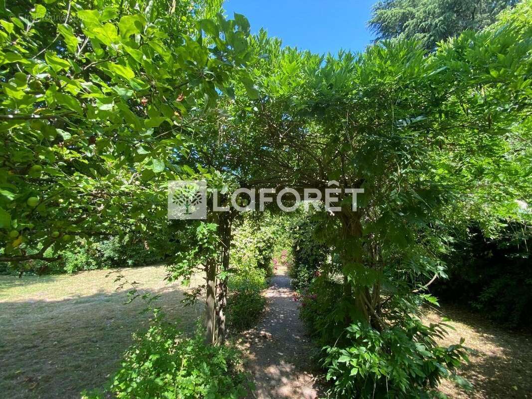 Maison à MANTES-LA-JOLIE