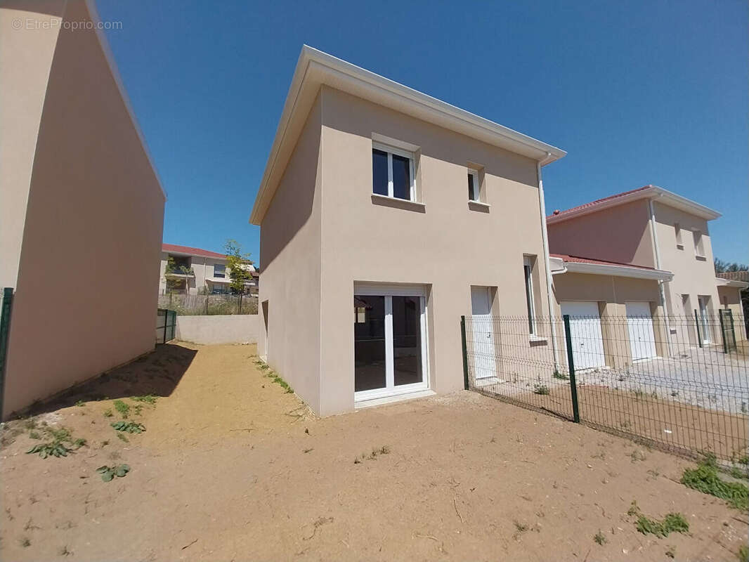 Maison à LES COTES-D&#039;AREY