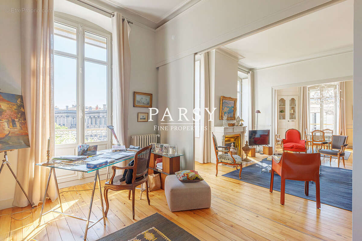 Appartement à BORDEAUX