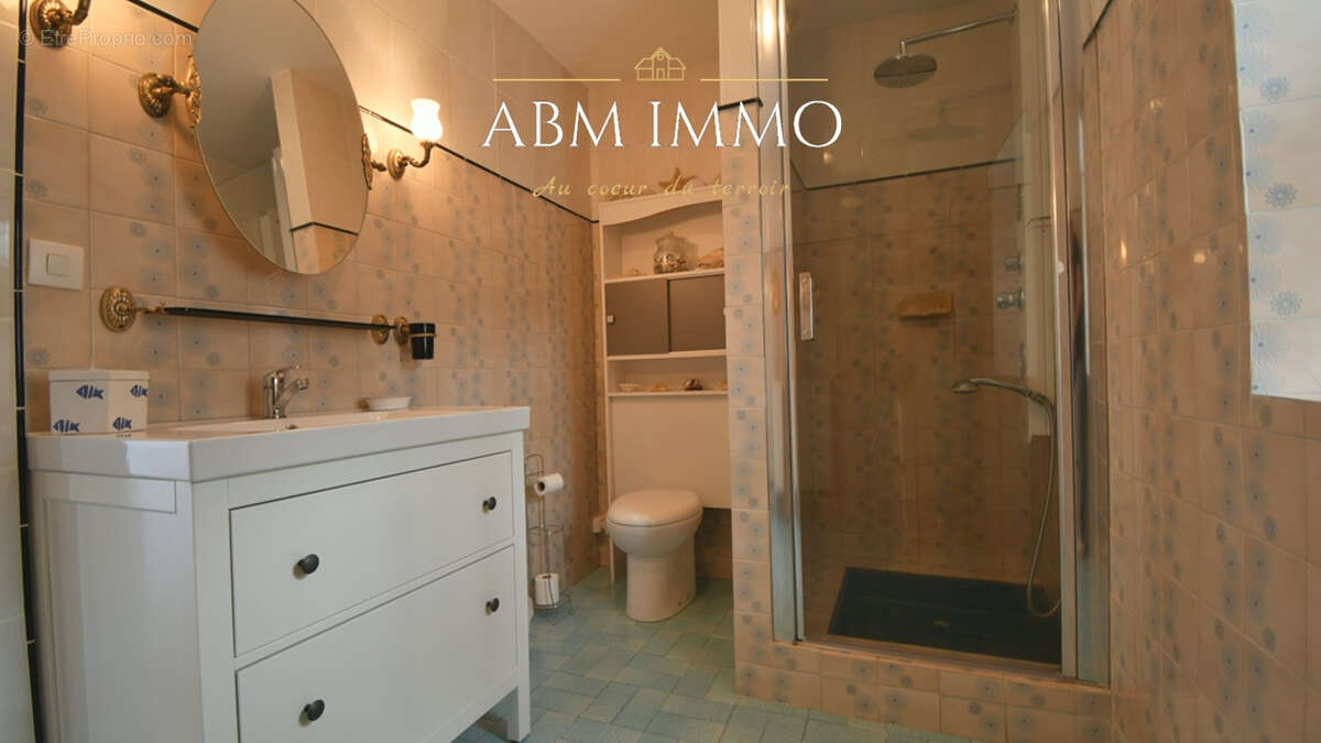 Maison à PESSAC-SUR-DORDOGNE