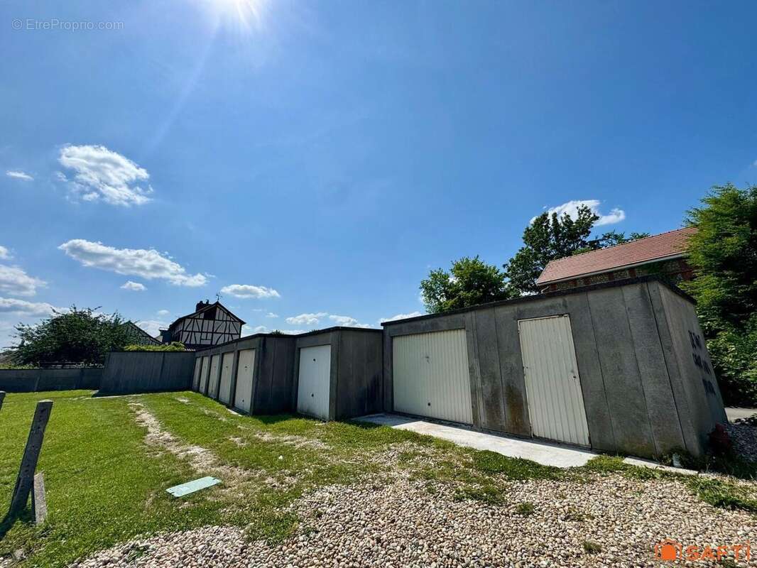 Photo 3 - Parking à CANTELEU