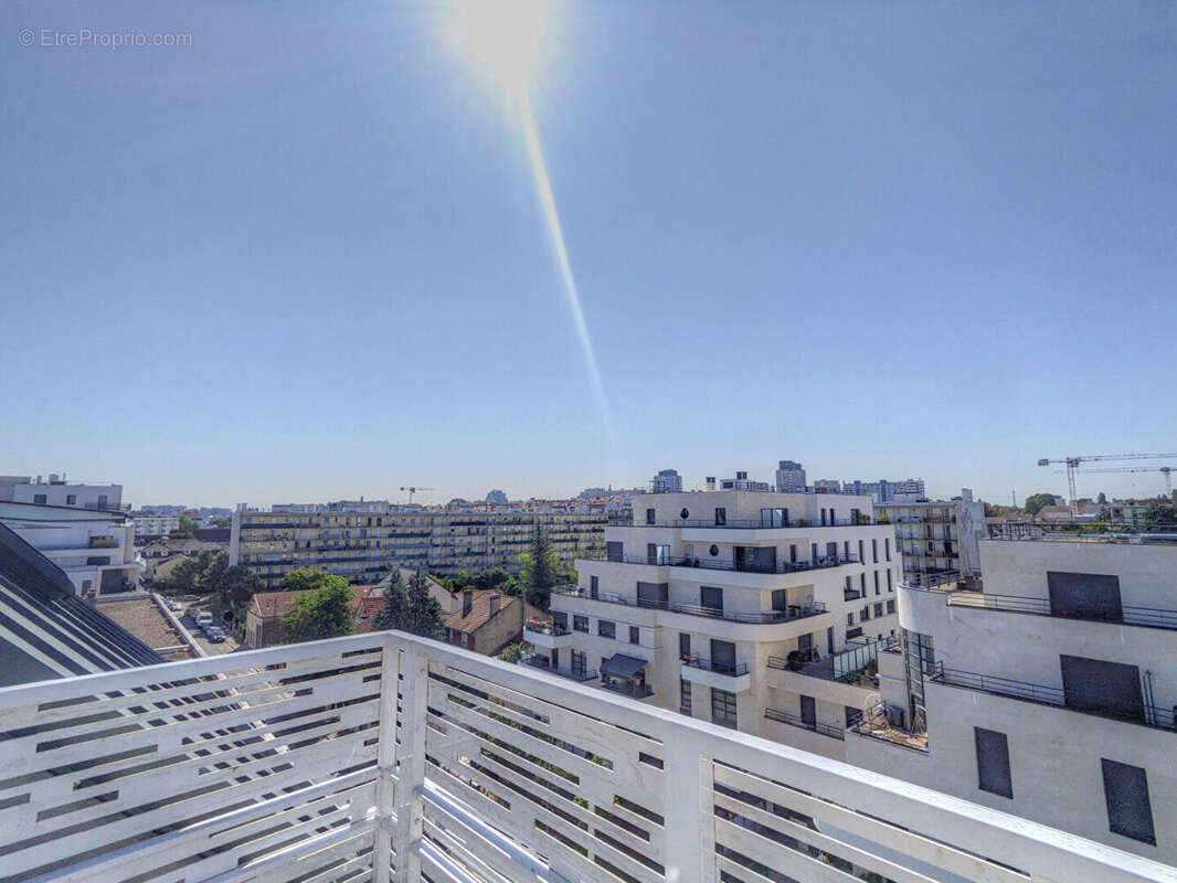 Appartement à COLOMBES