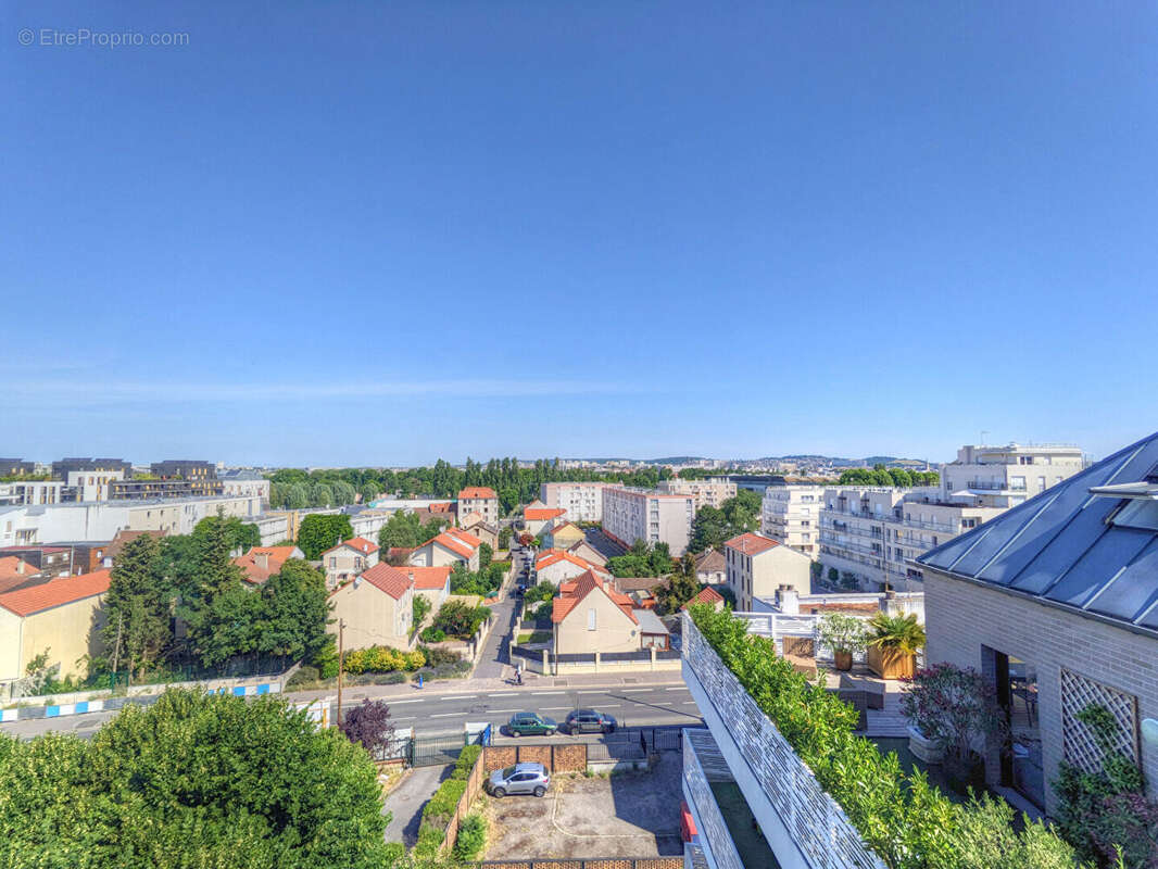 Appartement à COLOMBES