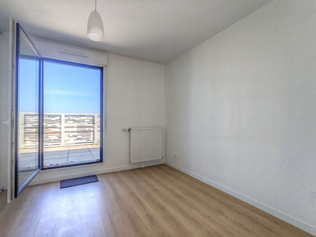 Appartement à COLOMBES