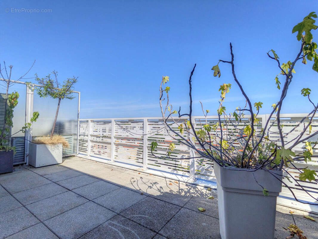 Appartement à COLOMBES