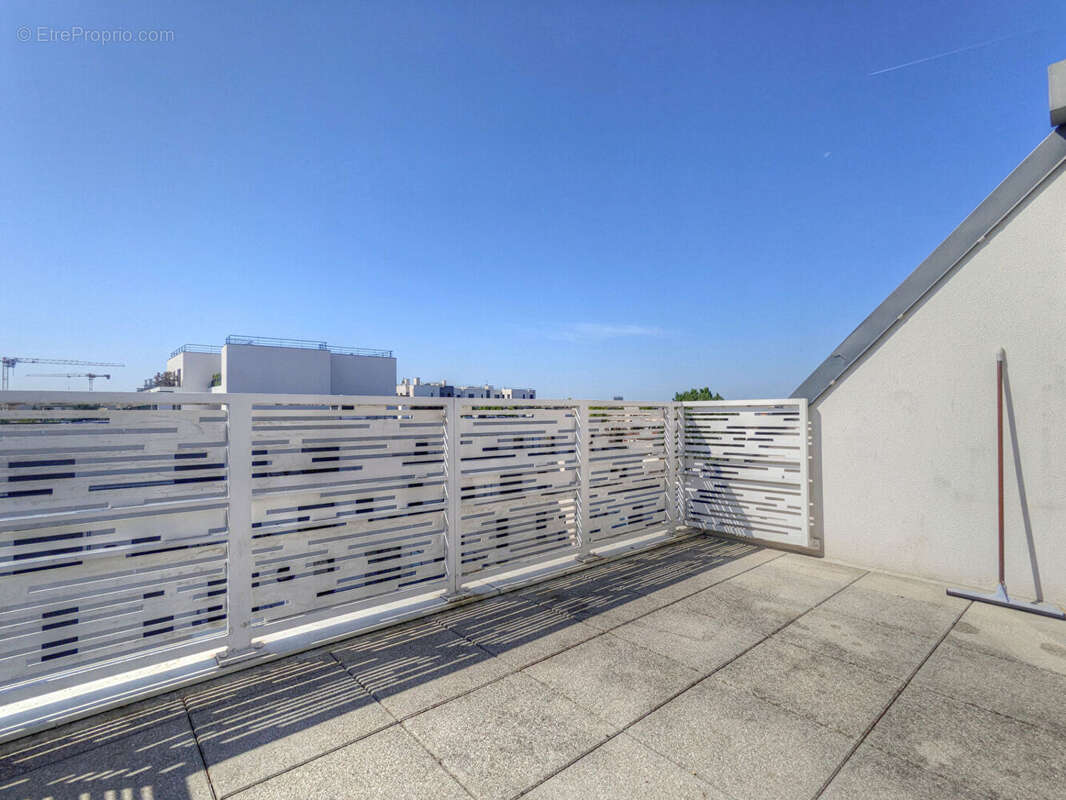 Appartement à COLOMBES