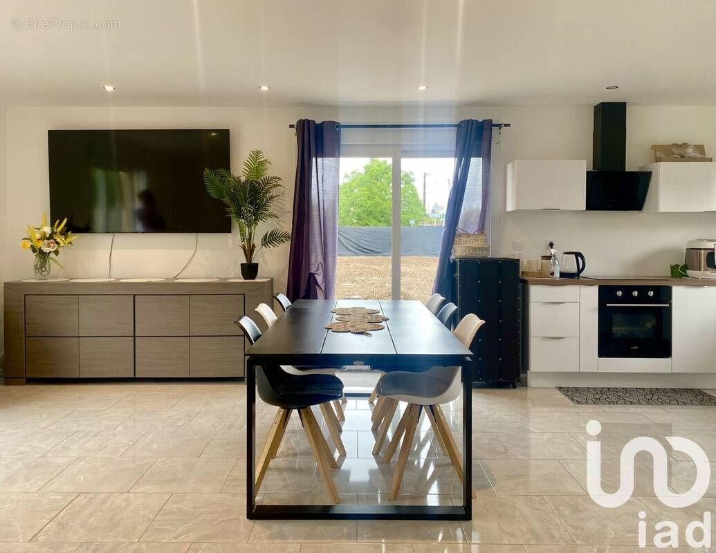 Photo 1 - Maison à OSSEY-LES-TROIS-MAISONS