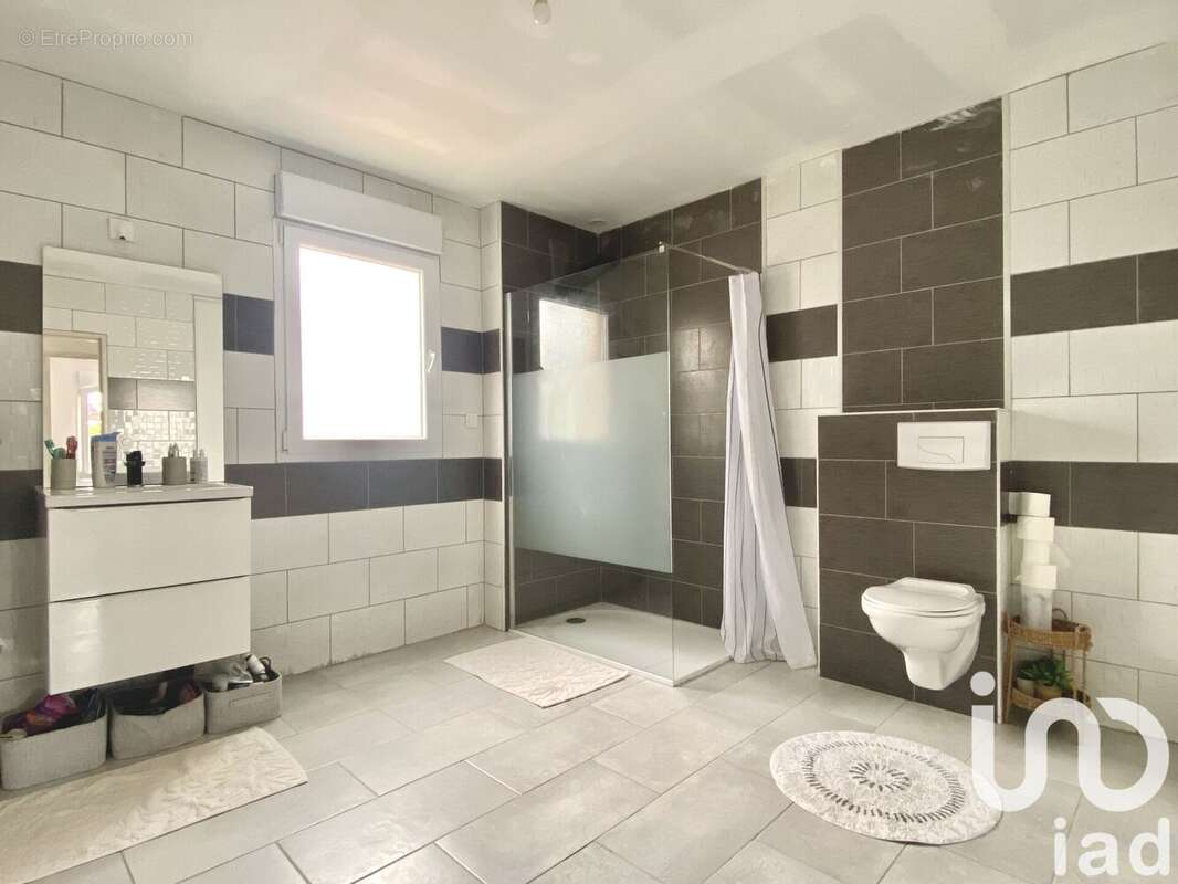 Photo 6 - Maison à OSSEY-LES-TROIS-MAISONS