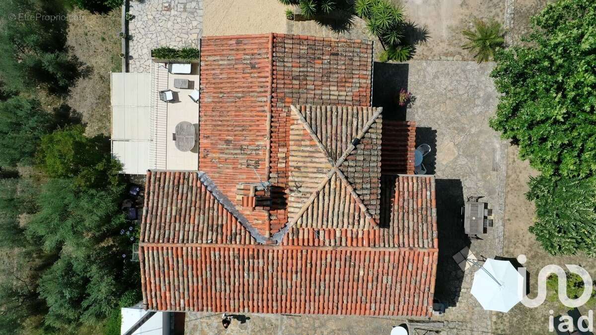 Photo 8 - Maison à LE CASTELLET