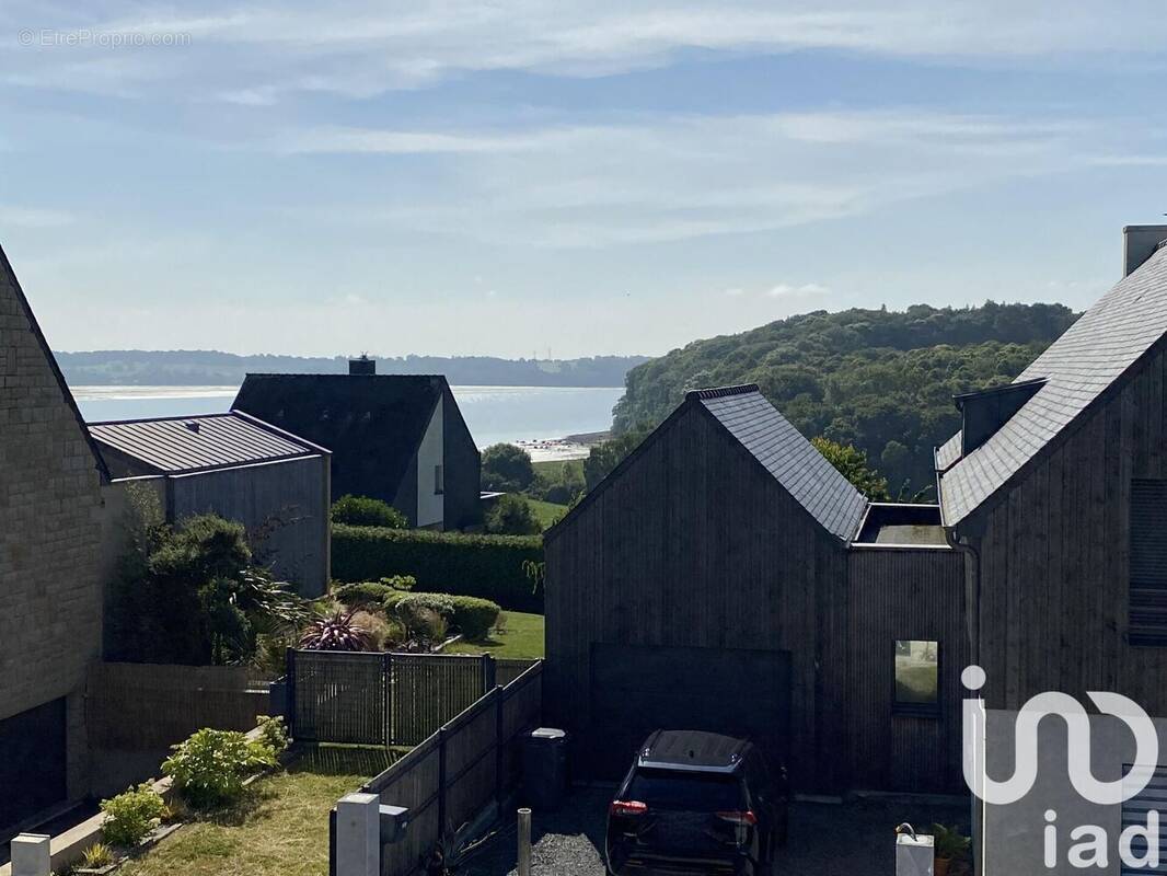 Photo 1 - Maison à LANGROLAY-SUR-RANCE