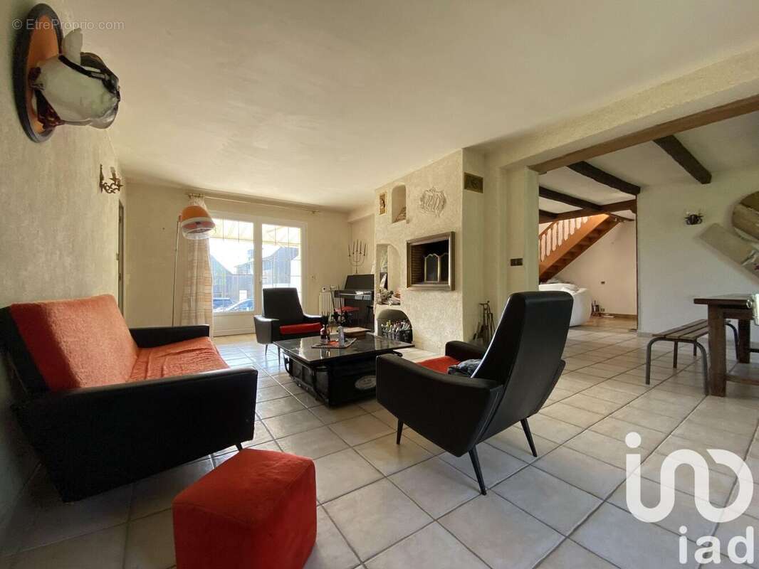 Photo 8 - Maison à LANGROLAY-SUR-RANCE