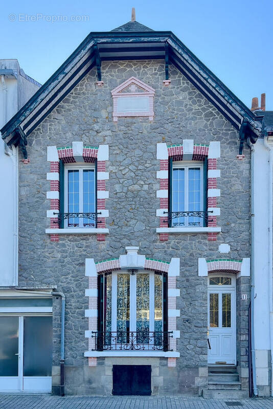 Maison à LE POULIGUEN