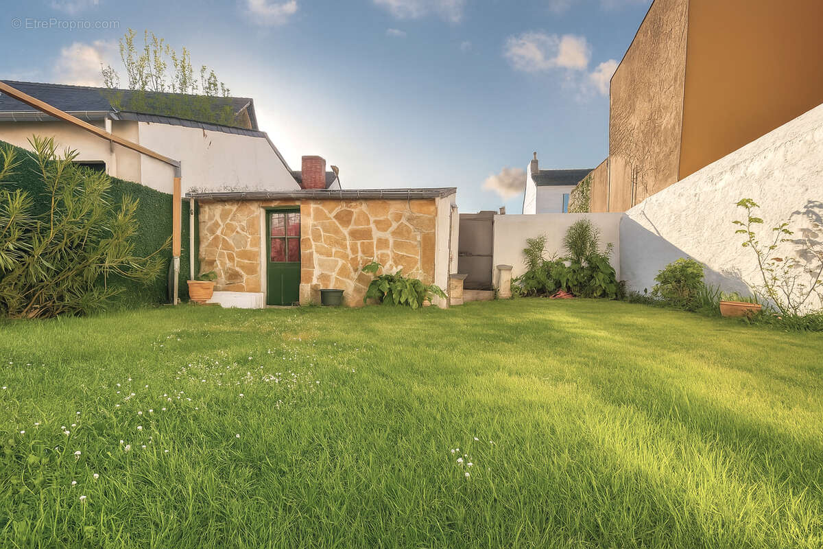 Maison à LE POULIGUEN