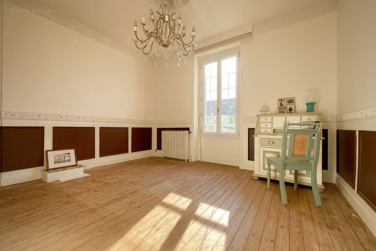 Maison à LE POULIGUEN