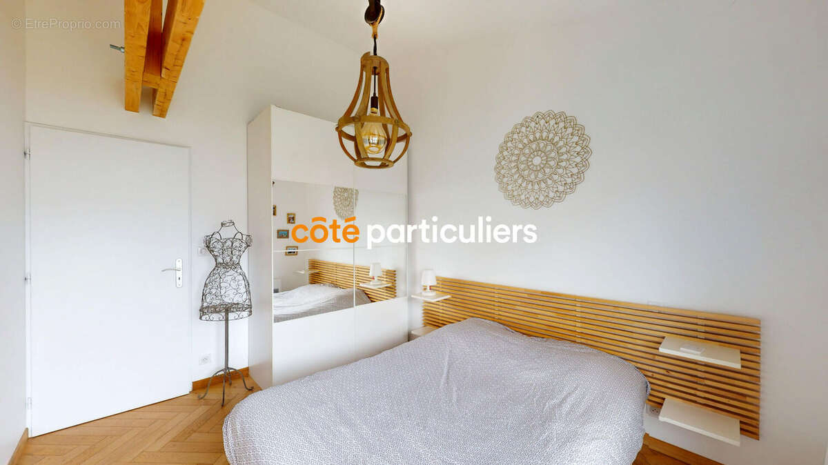 Maison à SAINTE-LUCE-SUR-LOIRE