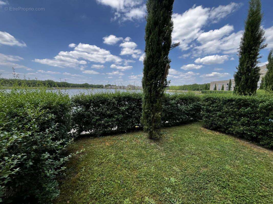 Maison à VOISINS-LE-BRETONNEUX