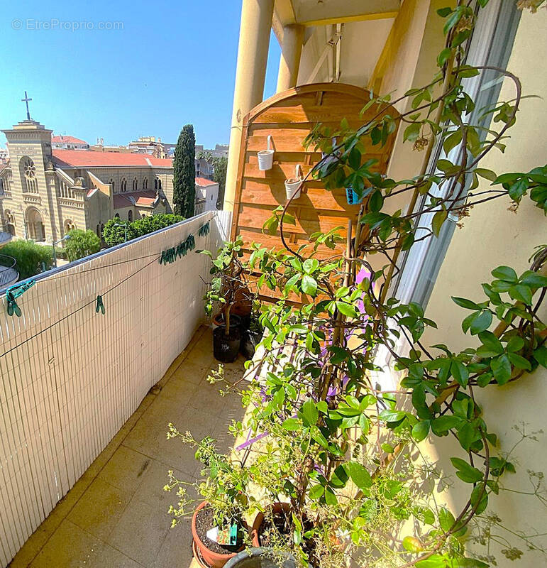 Appartement à MENTON