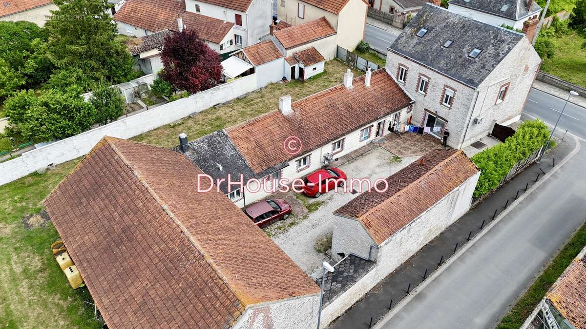 Maison à BAGNEAUX-SUR-LOING