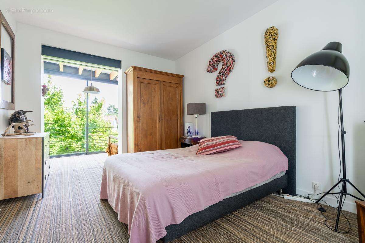 Maison à LE PERREUX-SUR-MARNE