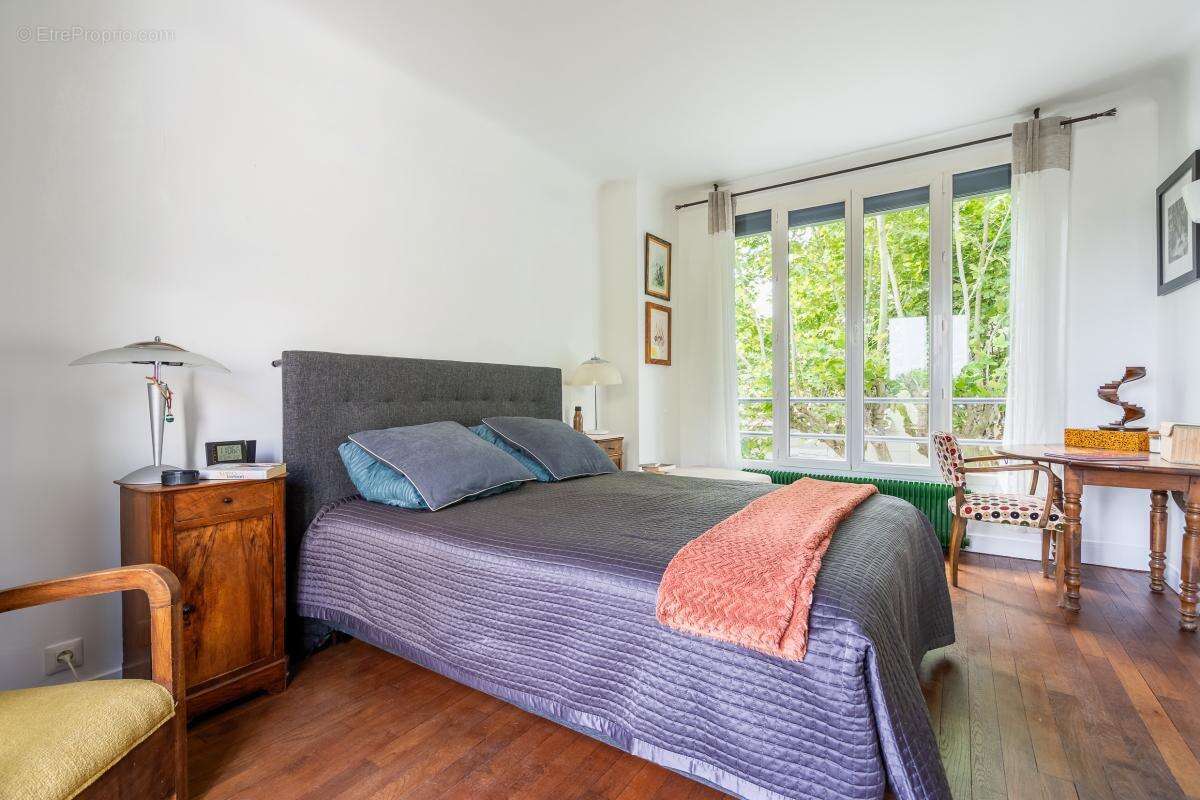 Maison à LE PERREUX-SUR-MARNE