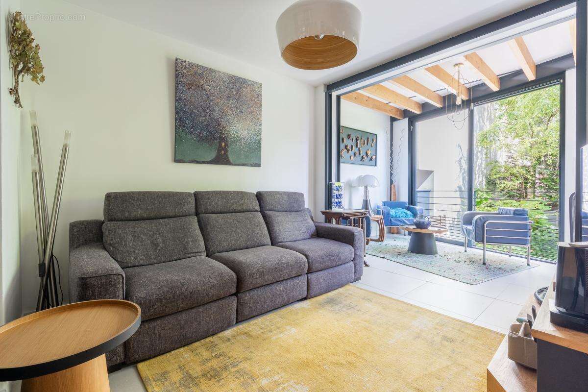 Maison à LE PERREUX-SUR-MARNE