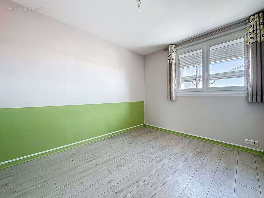 Appartement à TINQUEUX