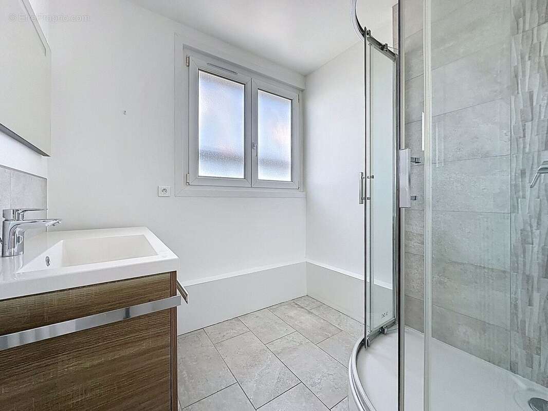 Appartement à TINQUEUX