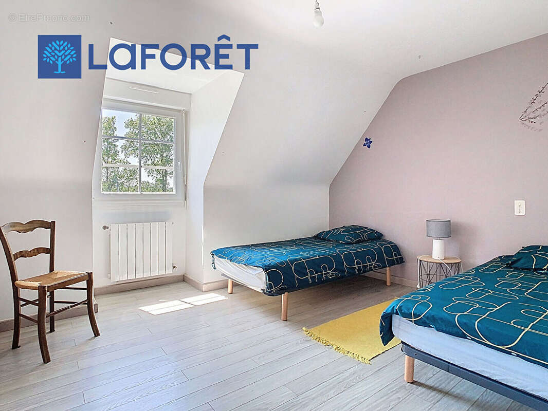 Maison à MUR-DE-BRETAGNE