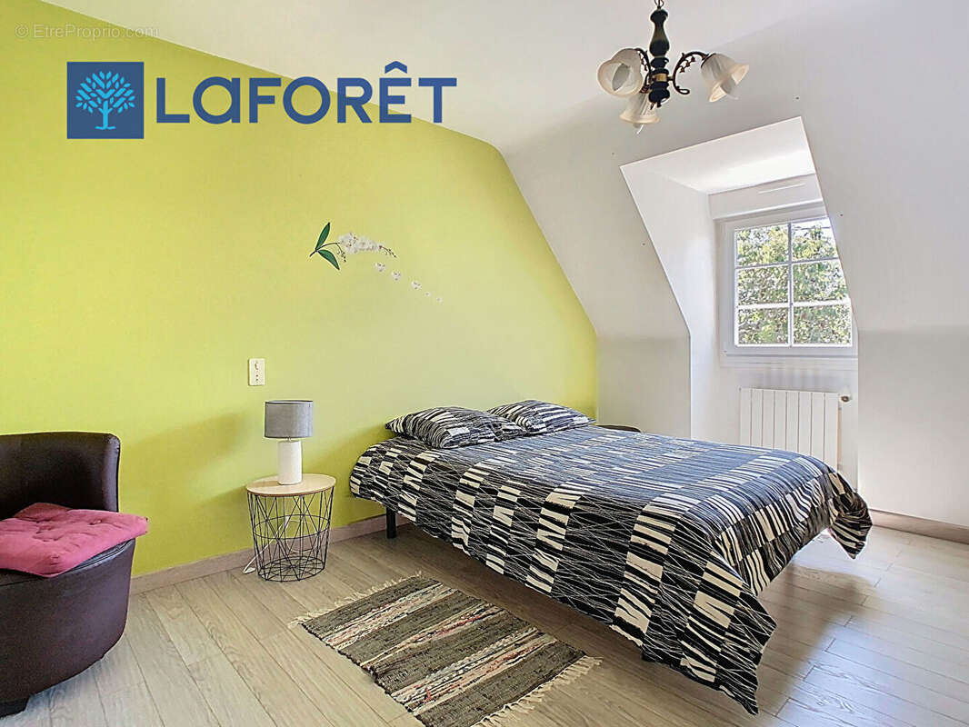 Maison à MUR-DE-BRETAGNE