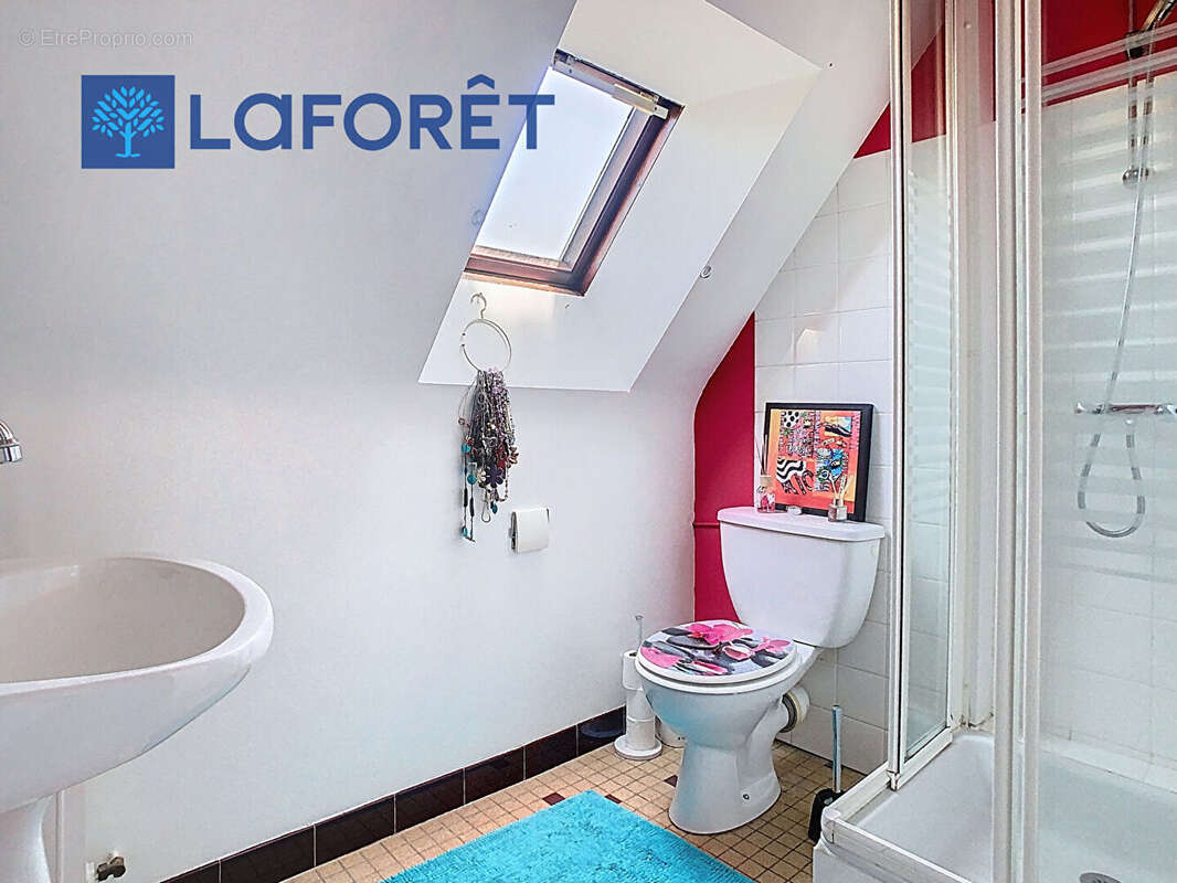 Maison à MUR-DE-BRETAGNE