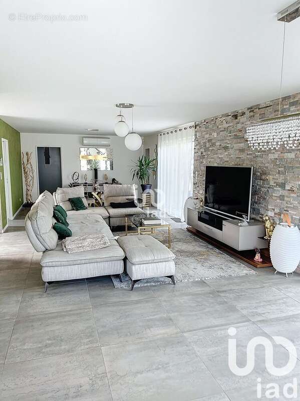 Photo 5 - Maison à SAINT-MICHEL-DE-VOLANGIS