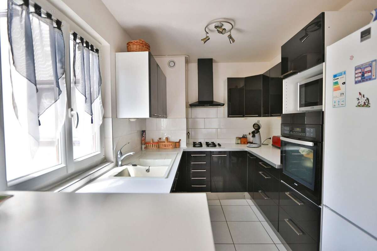 Appartement à CHAMPS-SUR-MARNE