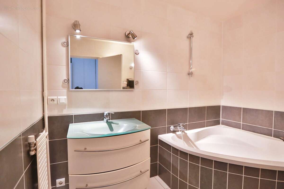 Appartement à CHAMPS-SUR-MARNE