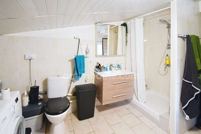 Appartement à AUDUN-LE-ROMAN