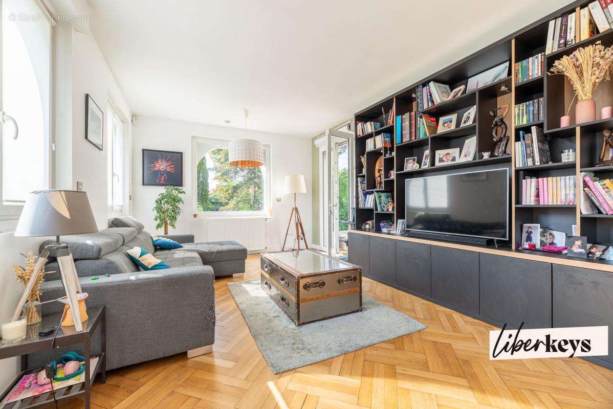 Maison à SAINT-SEBASTIEN-SUR-LOIRE