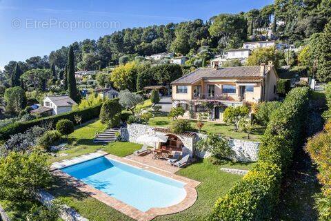 Maison à LA COLLE-SUR-LOUP