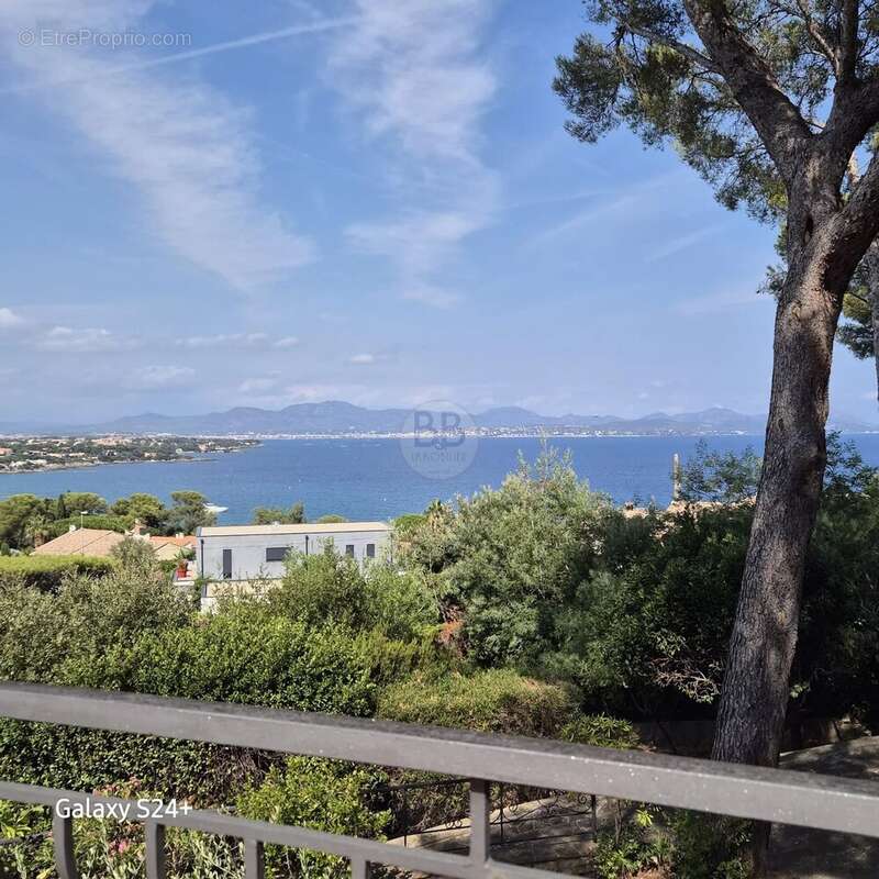 Maison à LES ISSAMBRES