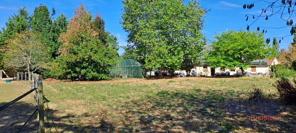 Maison à ISLE-ET-BARDAIS