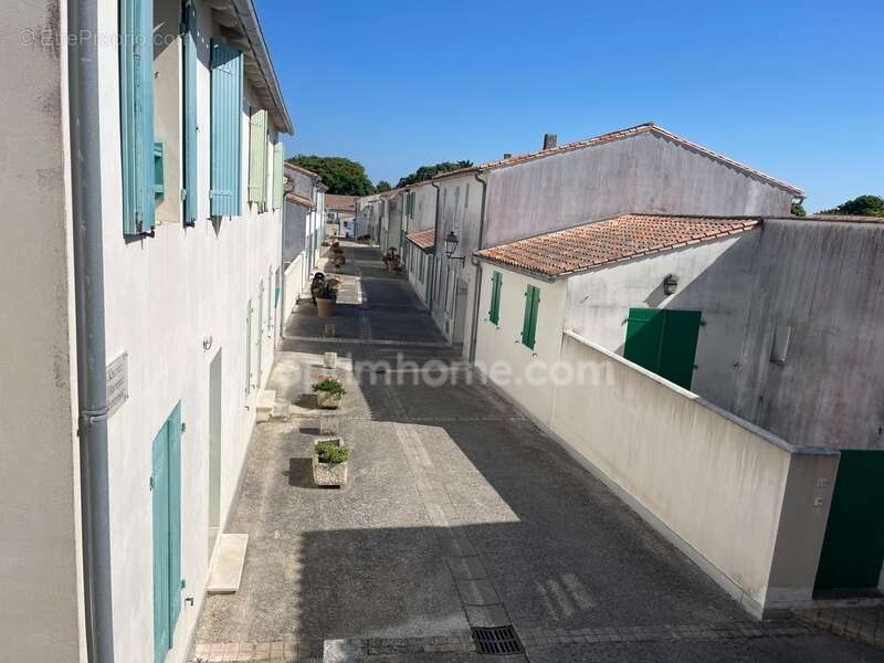 Appartement à SAINT-MARTIN-DE-RE