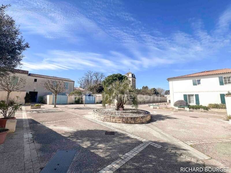 Appartement à SAINT-MARTIN-DE-RE