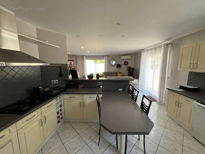 Maison à SAINT-LAURENT-MEDOC