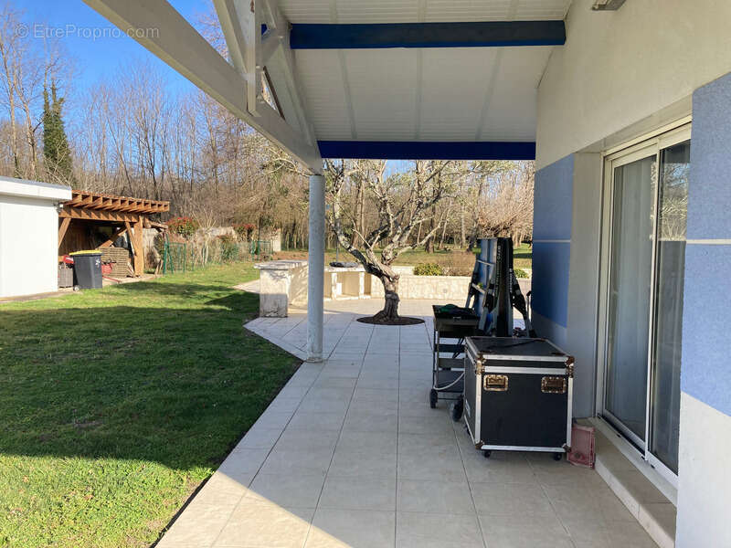 Maison à SAINT-LAURENT-MEDOC